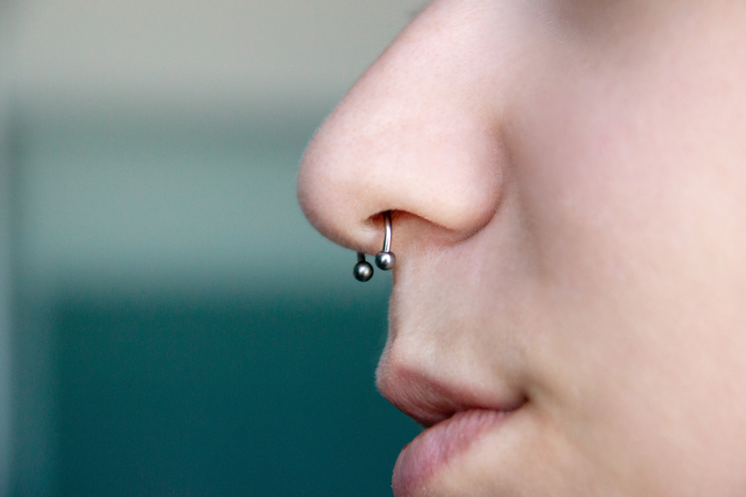The least painful face piercing