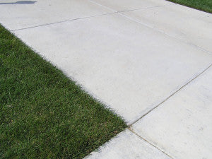 The driveway looks great after removing the rust stains