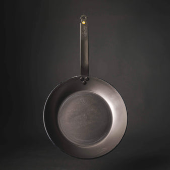 de Buyer MINERAL B Carbon Steel Omelette Pan 9.5