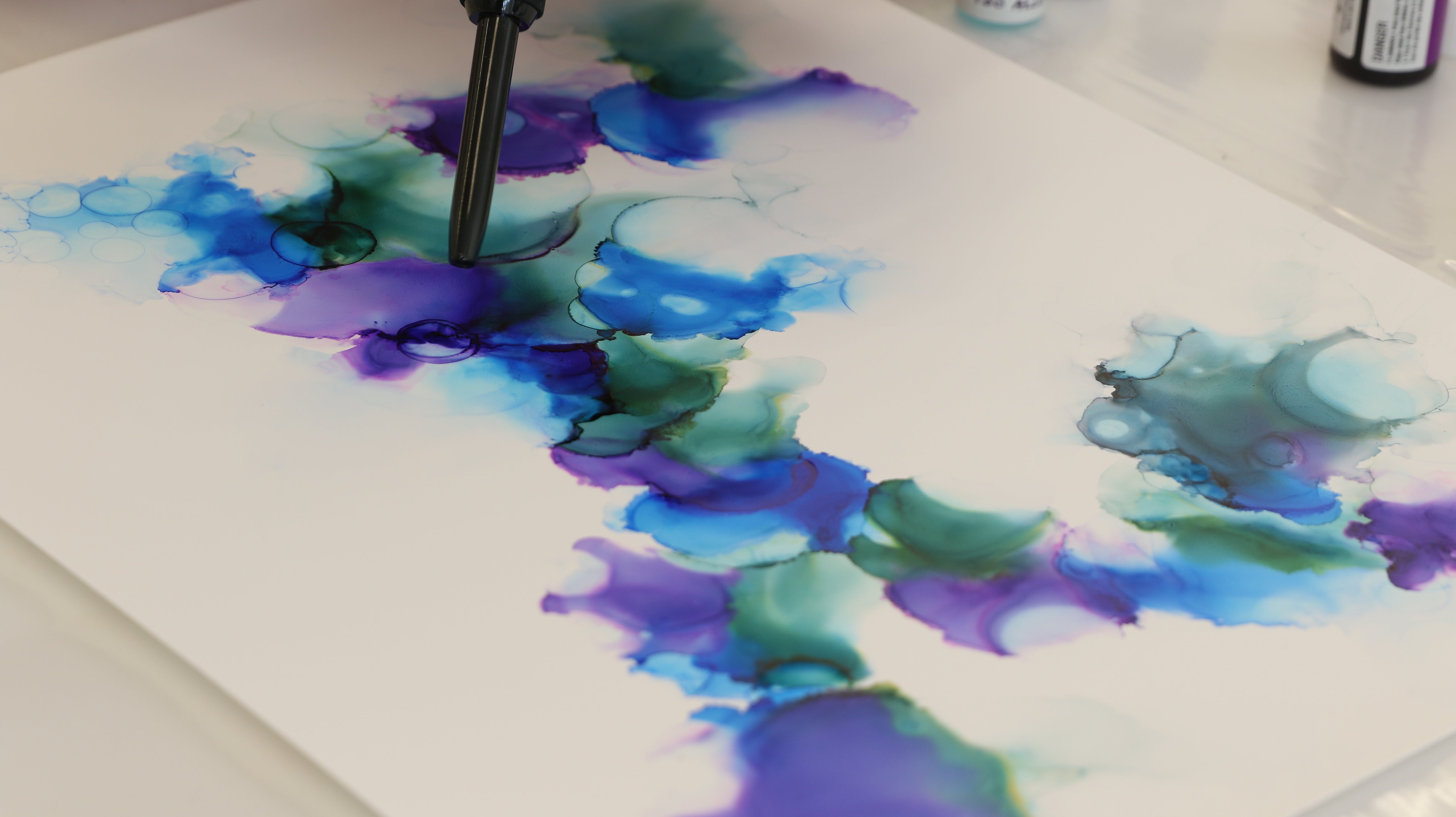 use blow tool to blend alcohol ink colors