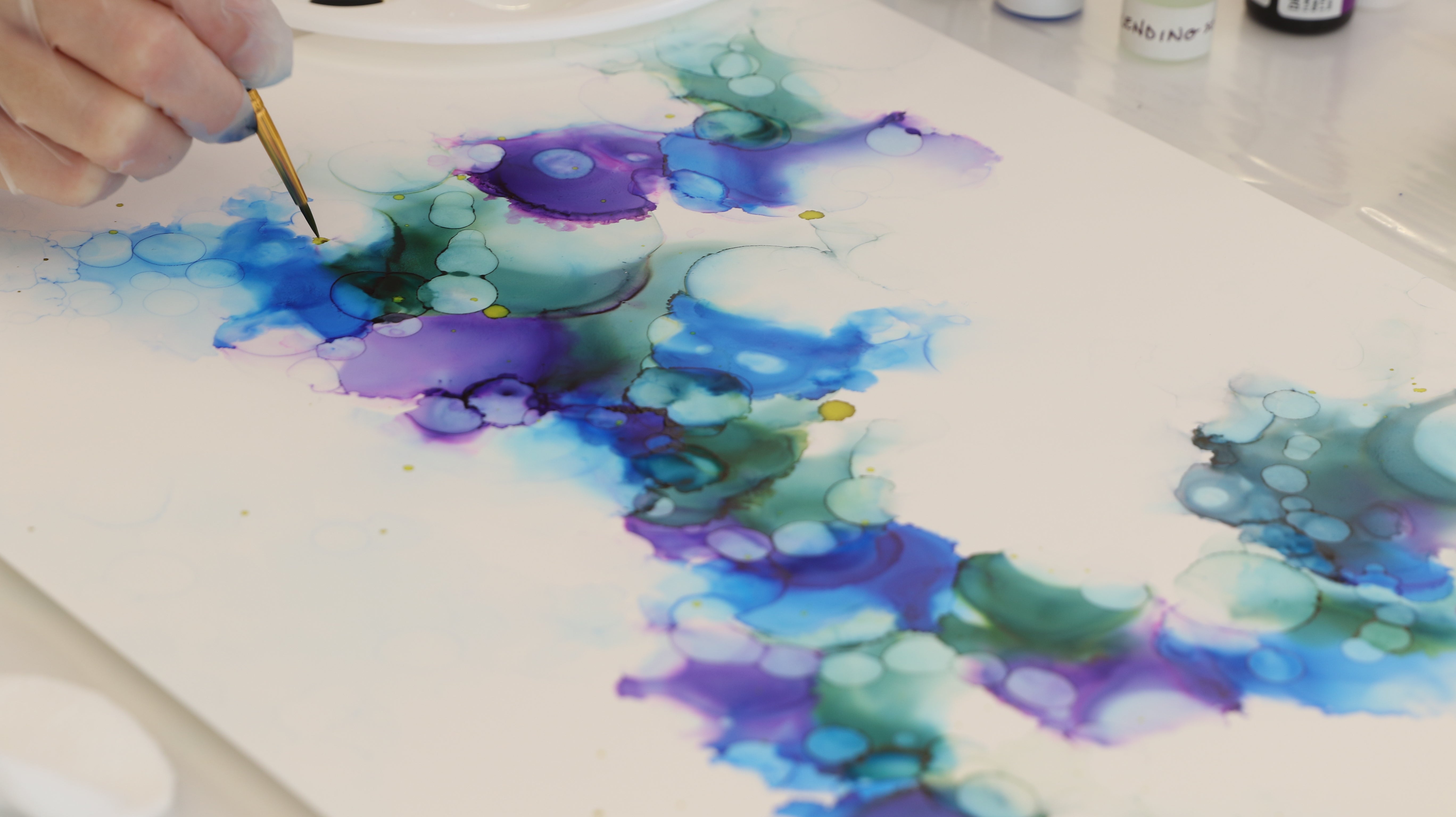 add accent color to alcohol ink painting