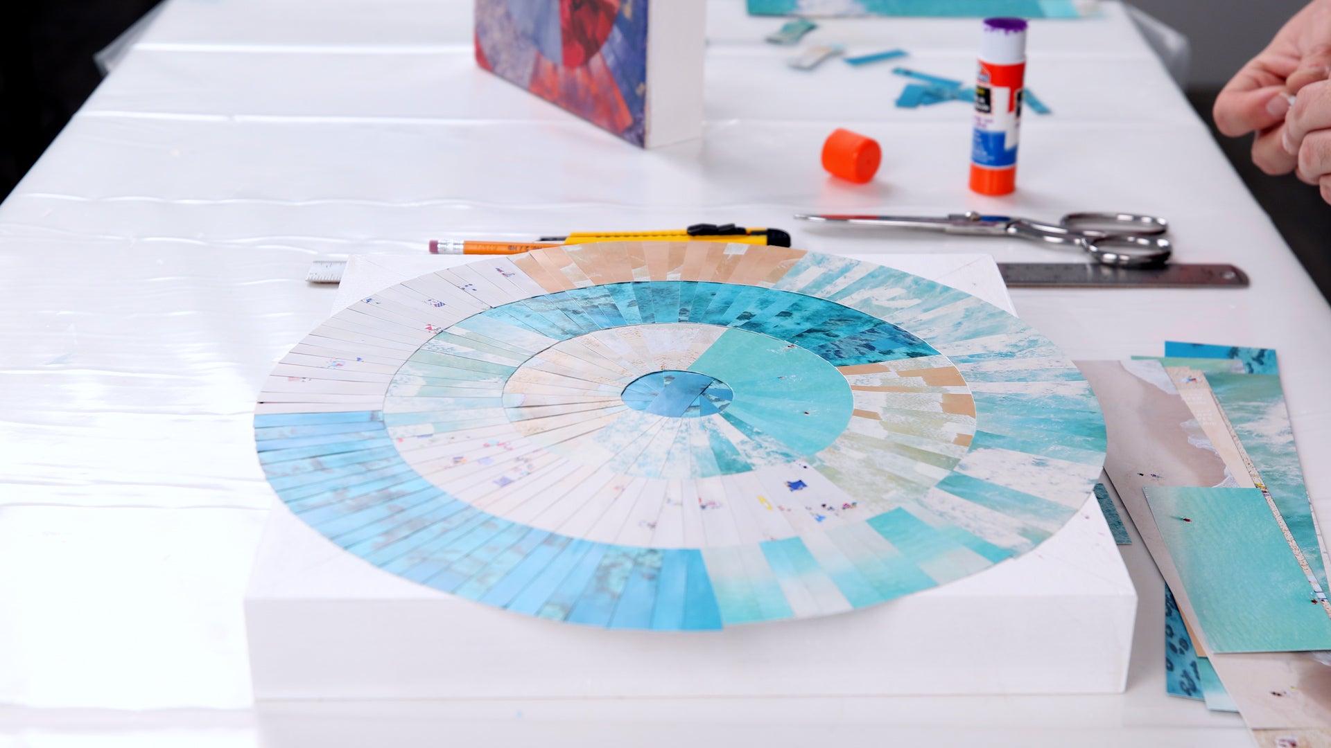 how to resin a paper collage: last circle is complete