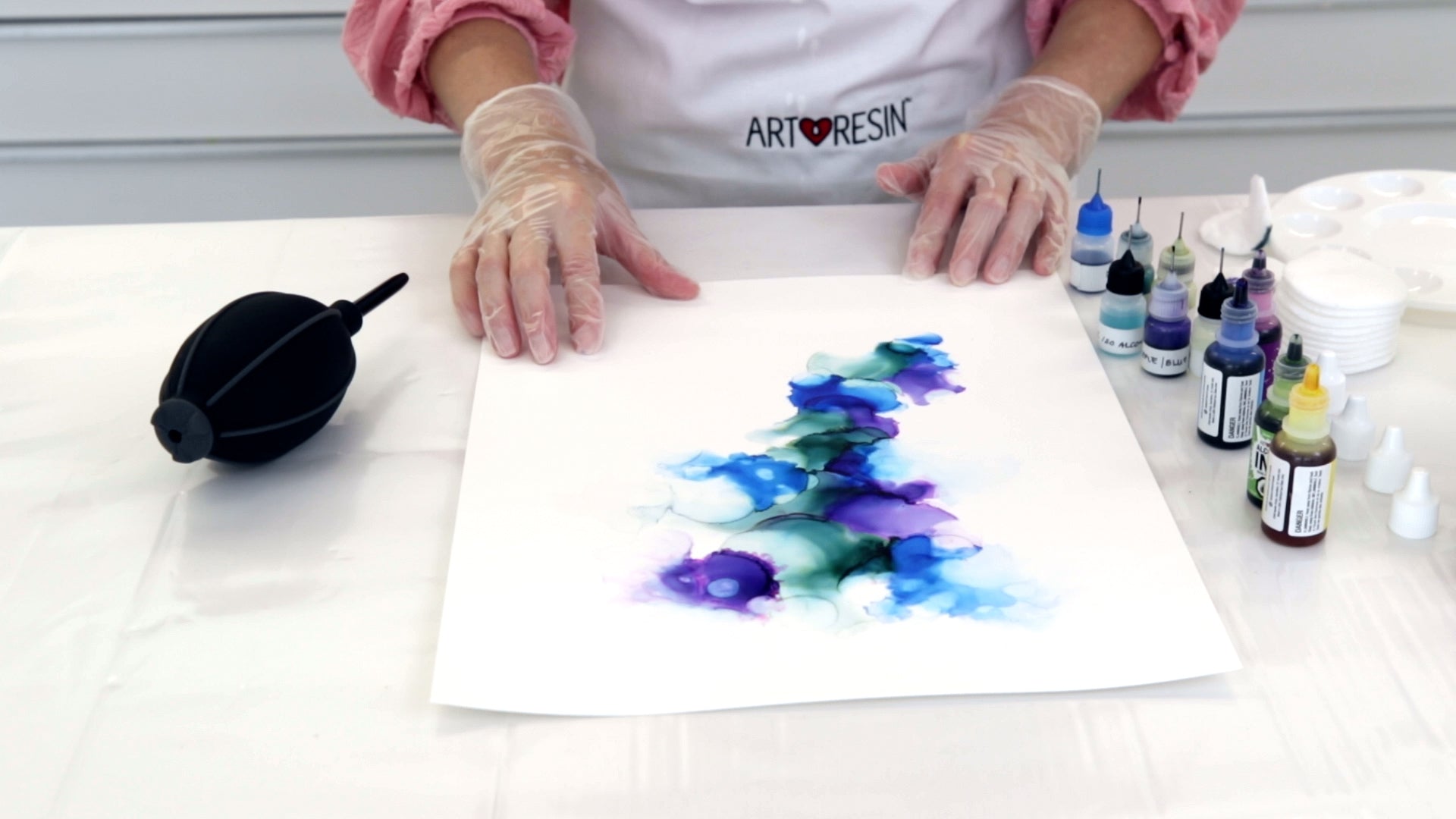 building an alcohol ink design