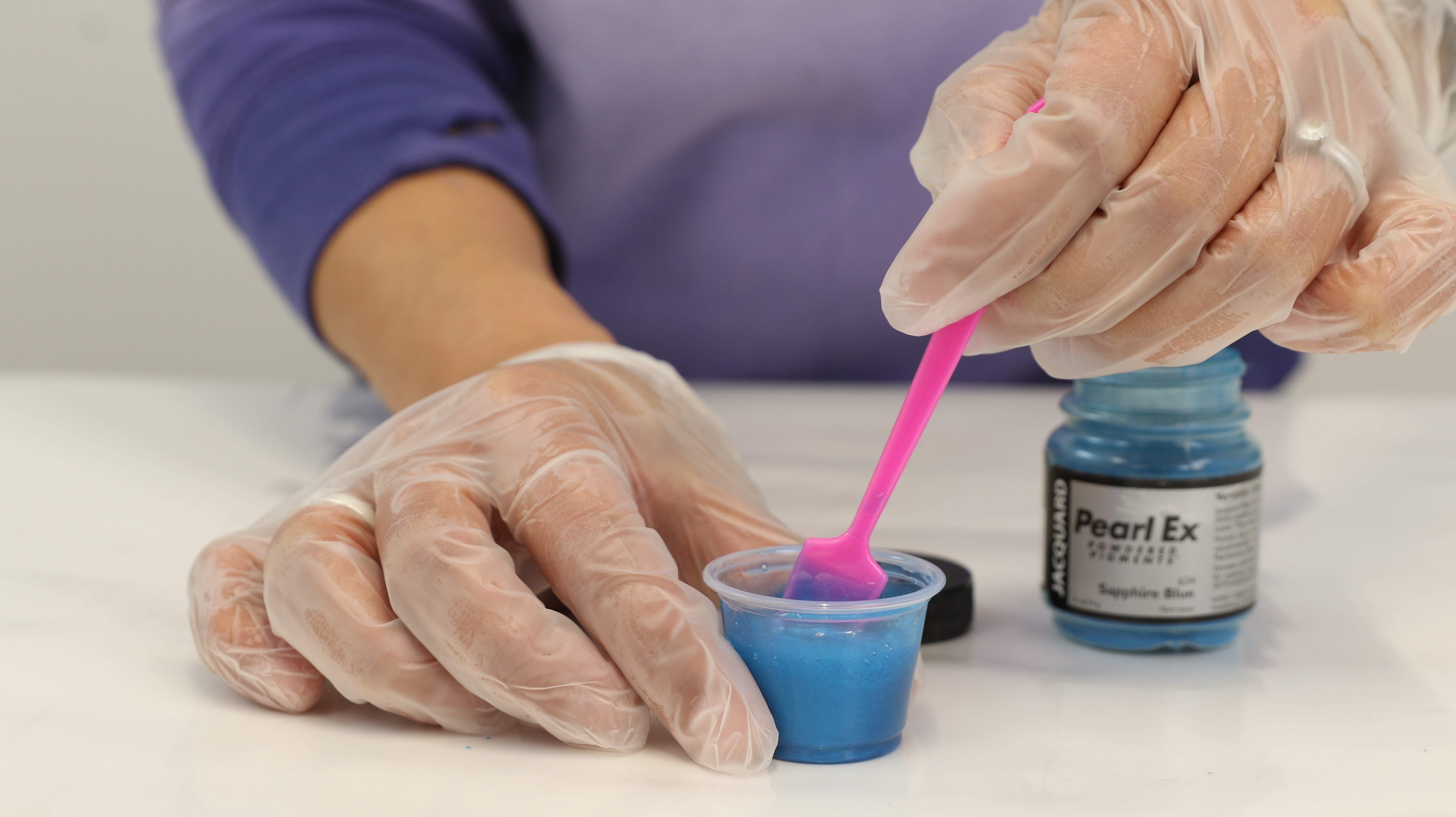 Can you mix paint with epoxy? – The Epoxy Resin Store