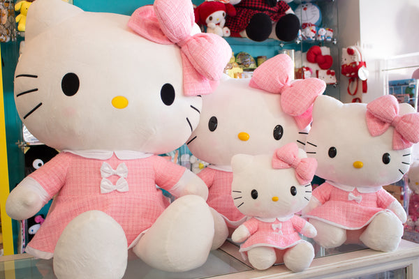 huge hello kitty plush