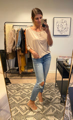 cute blouse with skinny jeans