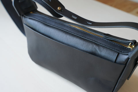 Leather shoulder bag body