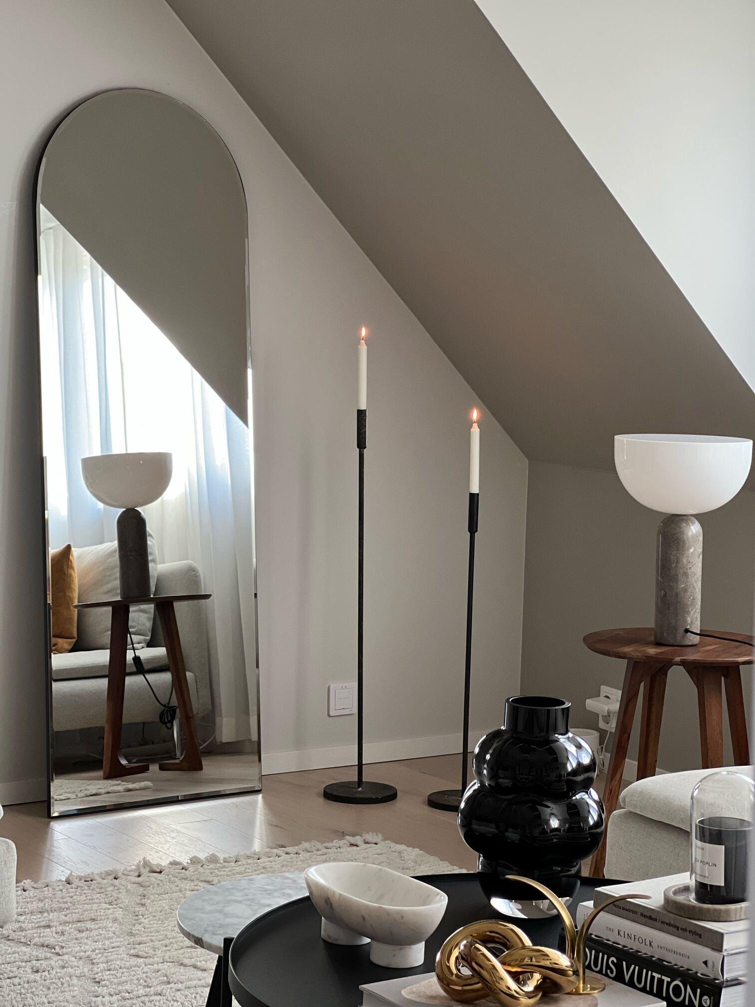 Grid Mirror No. 3  180 × 90 cm - Blossholm