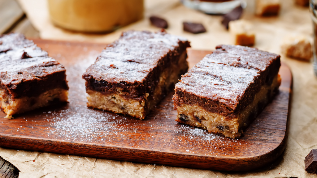 Love & Lemons: Peanut butter chocolate chip cookie bars (vegan)