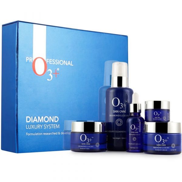 Diamond Luxury System Facial Kit for Bridal Makeup And Ultra Glow Treatments