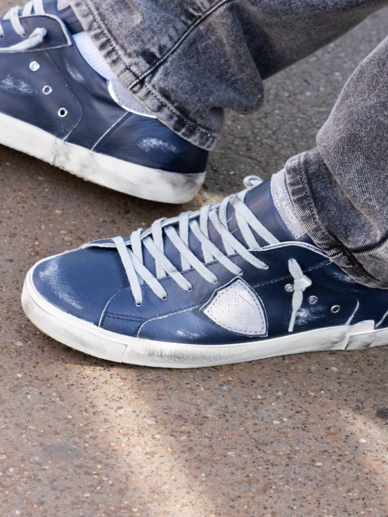 Buy Tommy Hilfiger Iconic Court Leather Sneakers - NNNOW.com