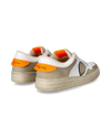 Sneakers Lyon da Uomo Bianche e Arancioni in Pelle Riciclata Philippe Model - 3