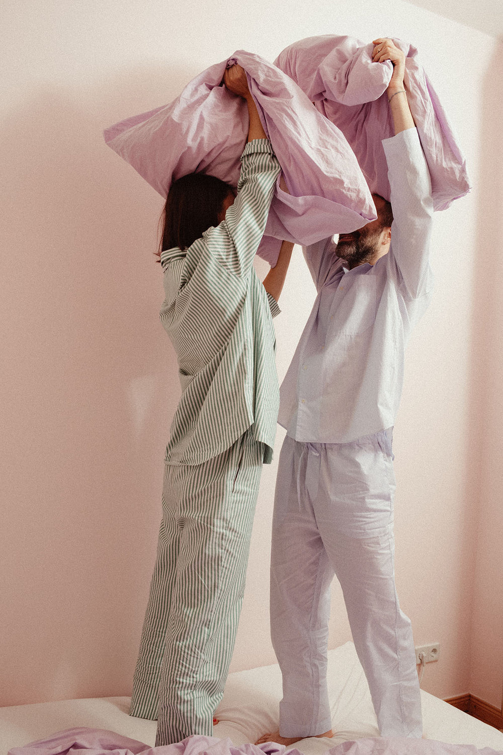 pillowfight in sustainable long pyjama sets in different stripes 