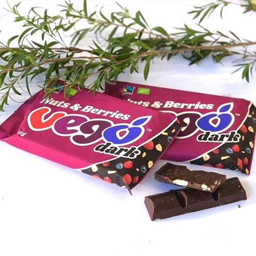 Vego Nuts & Berries Dark Chocolate Bar (85g)