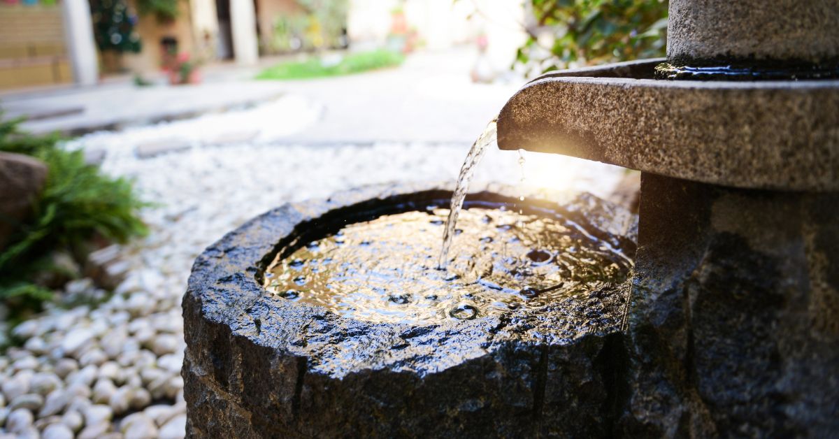 8 Different Types of Outdoor Water Fountains To Consider