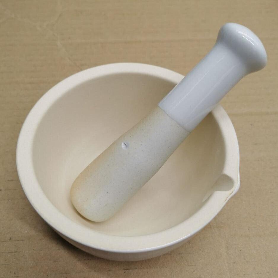 Housewares Stoneware Mortar and Pestle 9x9x6 cm White Premier