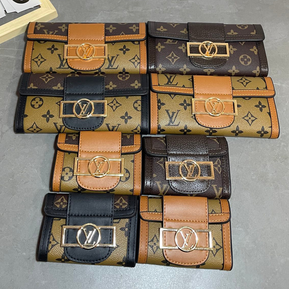 Louis Vuitton LV 2023 New Woman Leather Wallet Purse Clutch Bag 