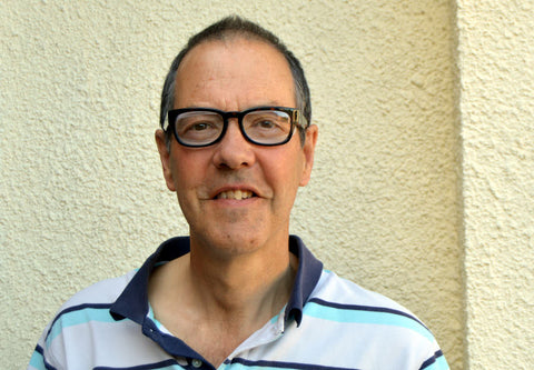 Man wearing Kai spectacles