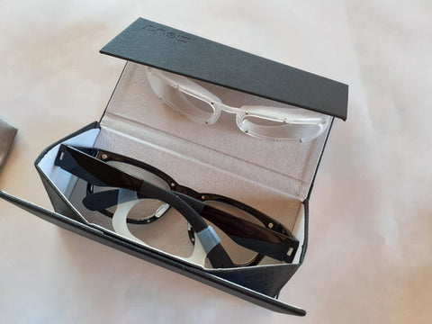 resting the glasses in the open case