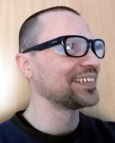 Claudiu wearing his Ziena Kai glasses