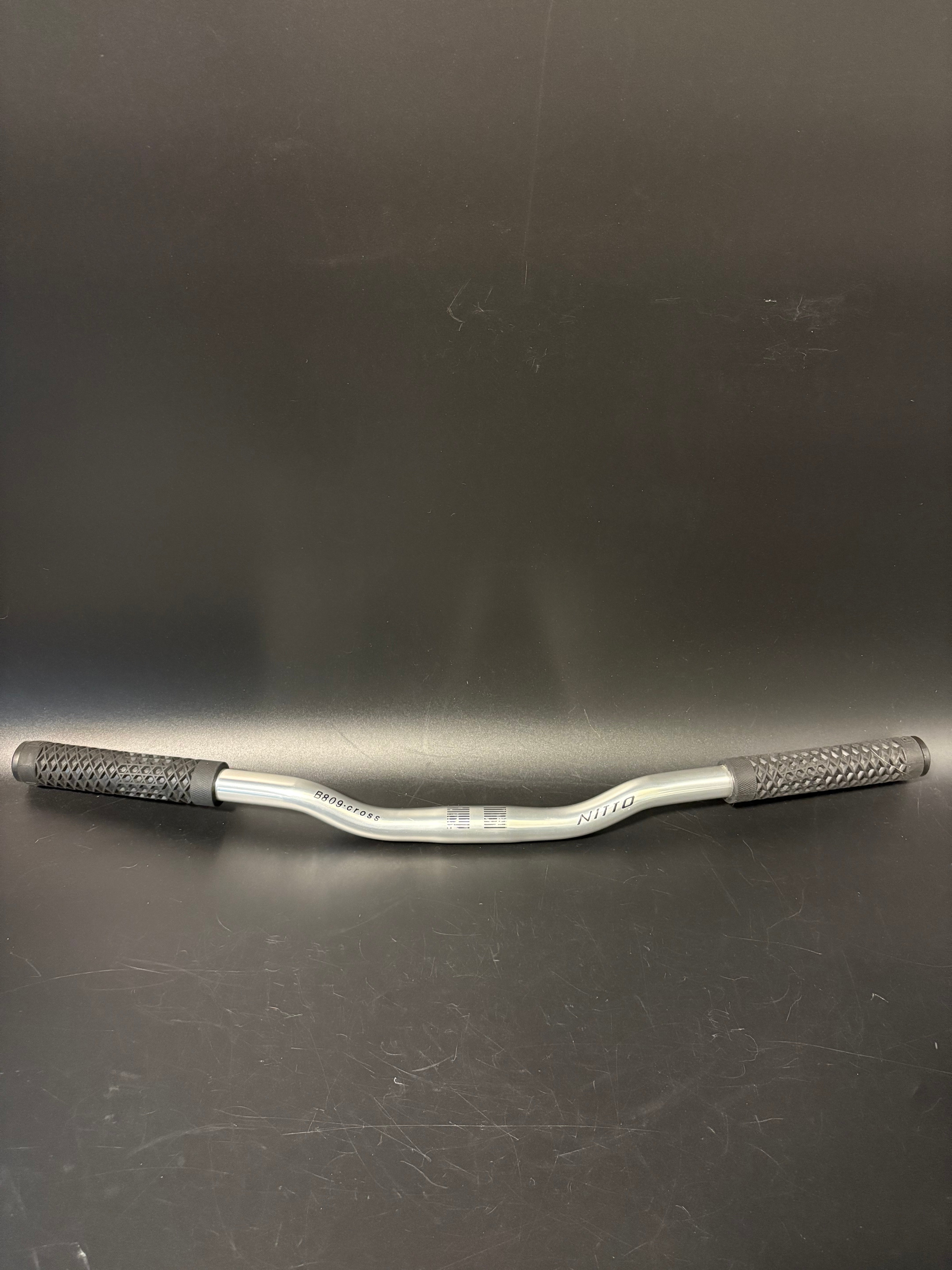 Nitto b809 Cross Riser Handlebar Silver 25.4 630mm