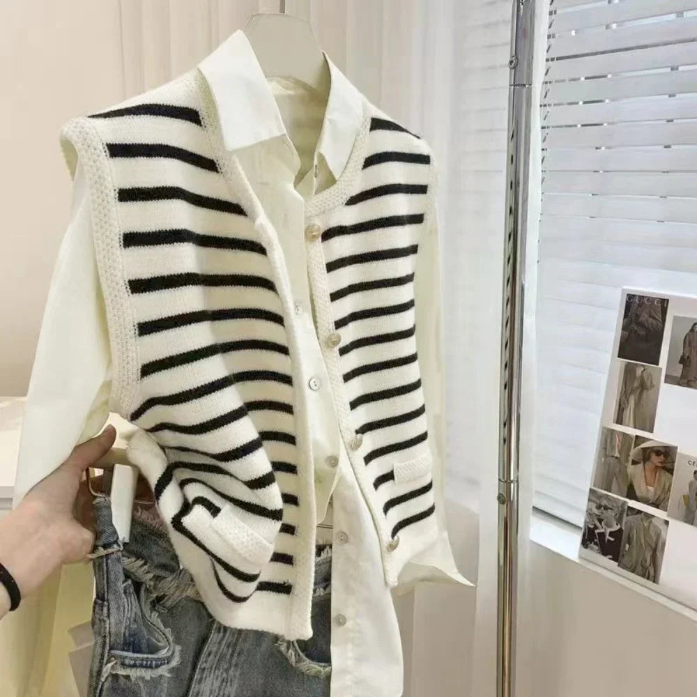 Product Image for Stilla | Elegante Chic Strikket Stribet Vest Til Kvinder, Hvide striber / L
