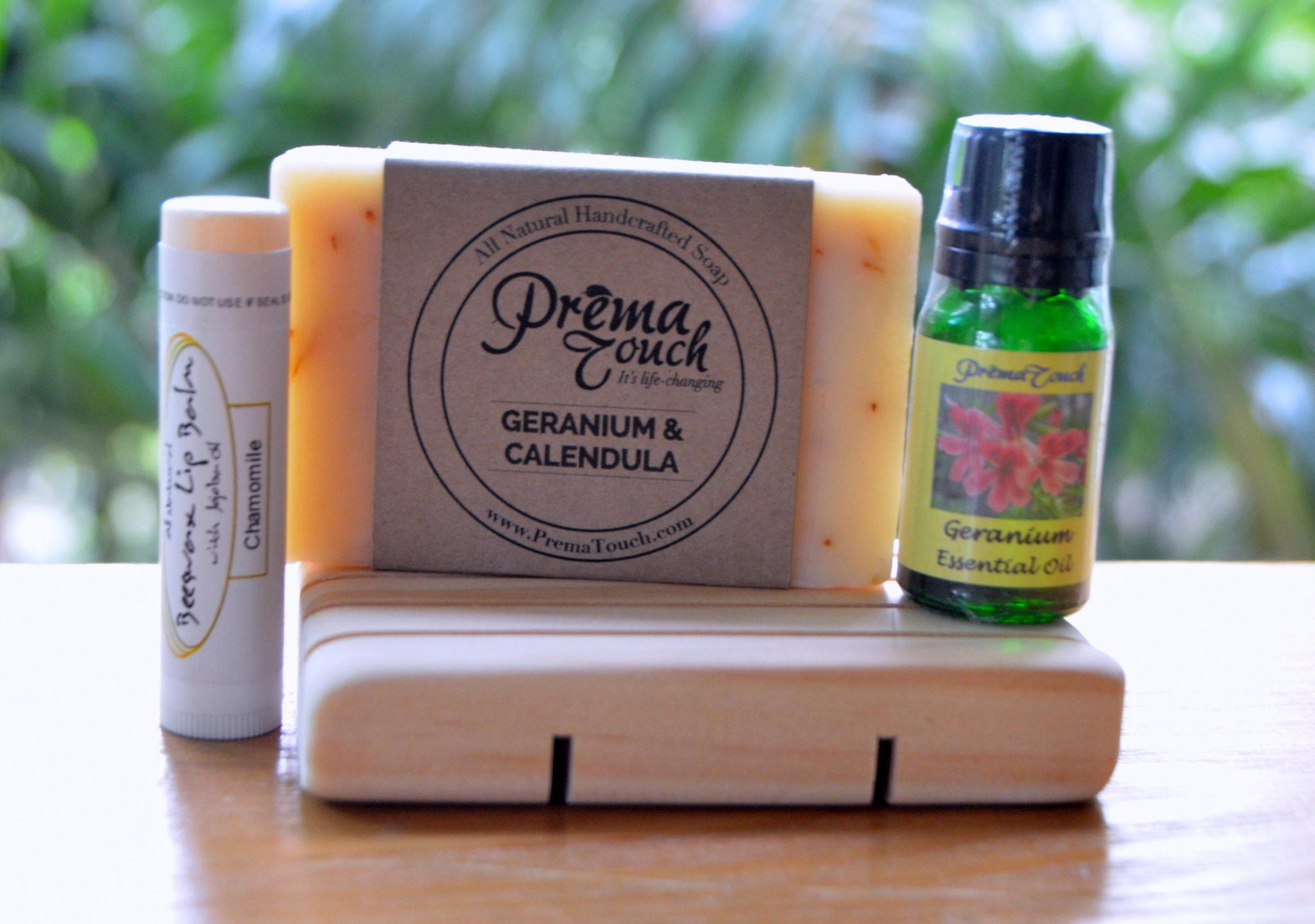 PremaTouch All Natural Geranium Gift Set with Geranium soap, essential oil, soap dish and lip balm