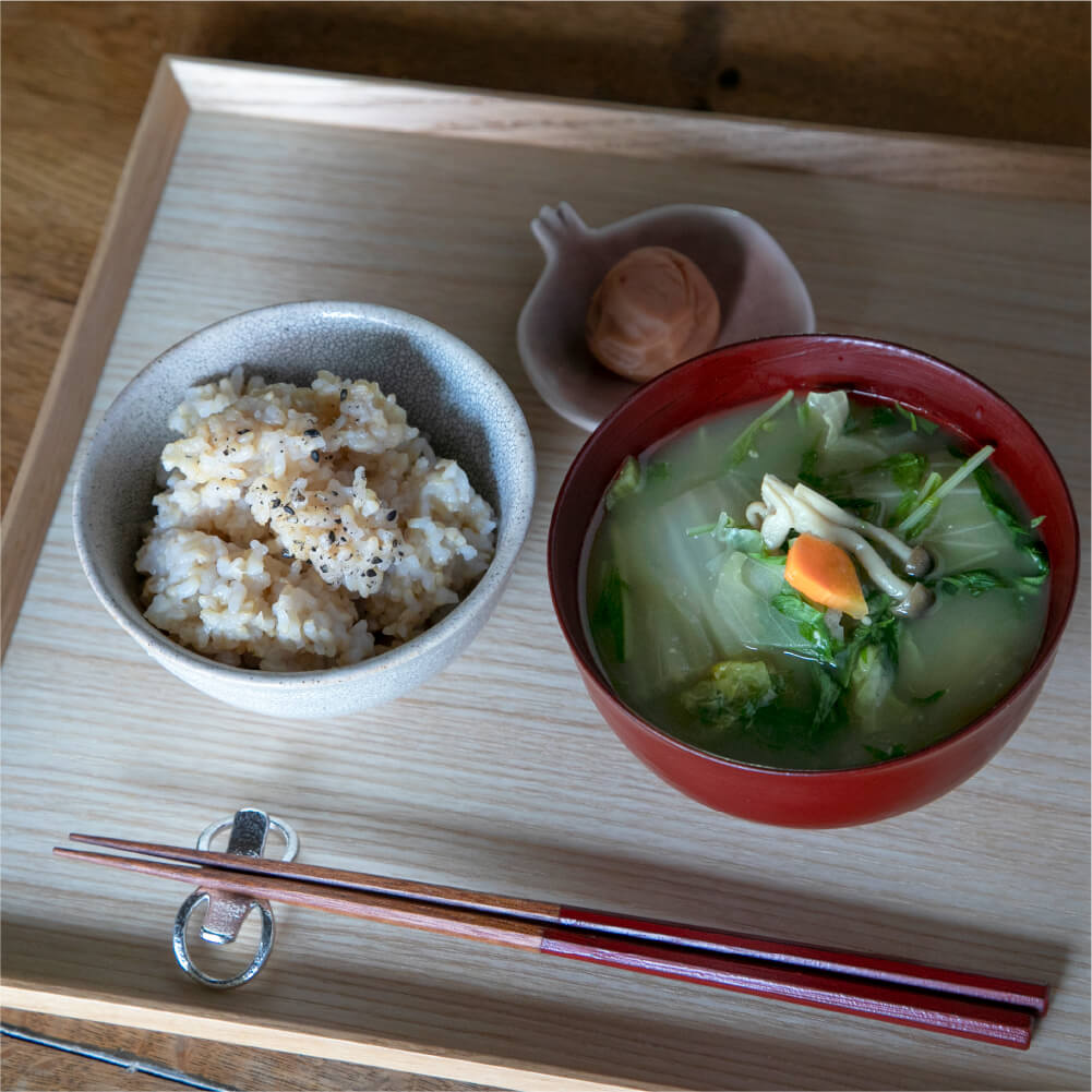 Atsuo Yamagishi Octagonal chopsticks Separately painted Lacquered Handmade Japanese food Tableware Chopsticks Ichiju Ichisai Wiped lacquer Akebono Negoro Black lacquer Vermillion lacquer Fine lacquer Tableware Wooden Fukui Prefecture Luxury Fashionable