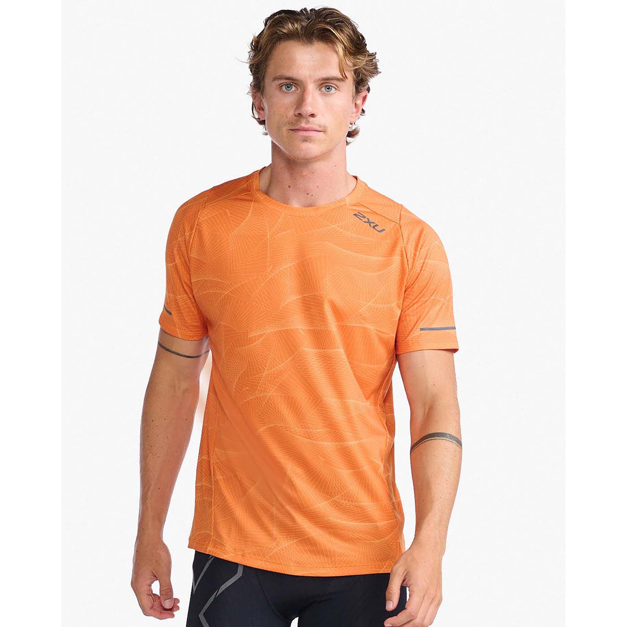 2XU Light Speed Tee t-shirt de course Ã  pied pour homme