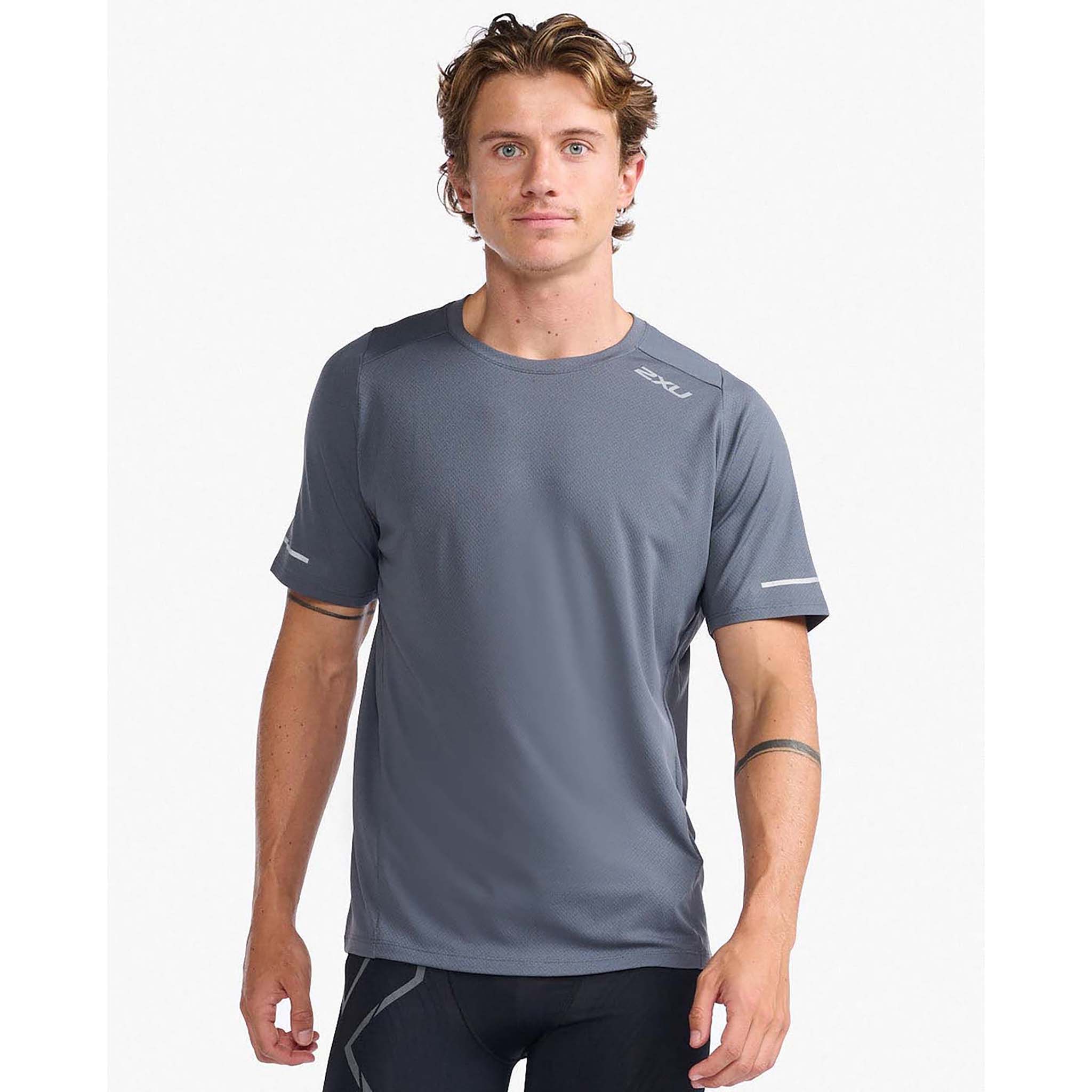 2XU Light Speed Tee t-shirt de course Ã  pied pour homme