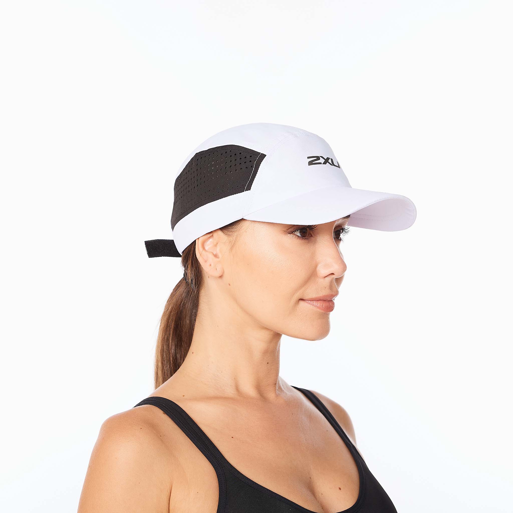 2XU casquette de course Ã  pied unisexe Light Speed Cap