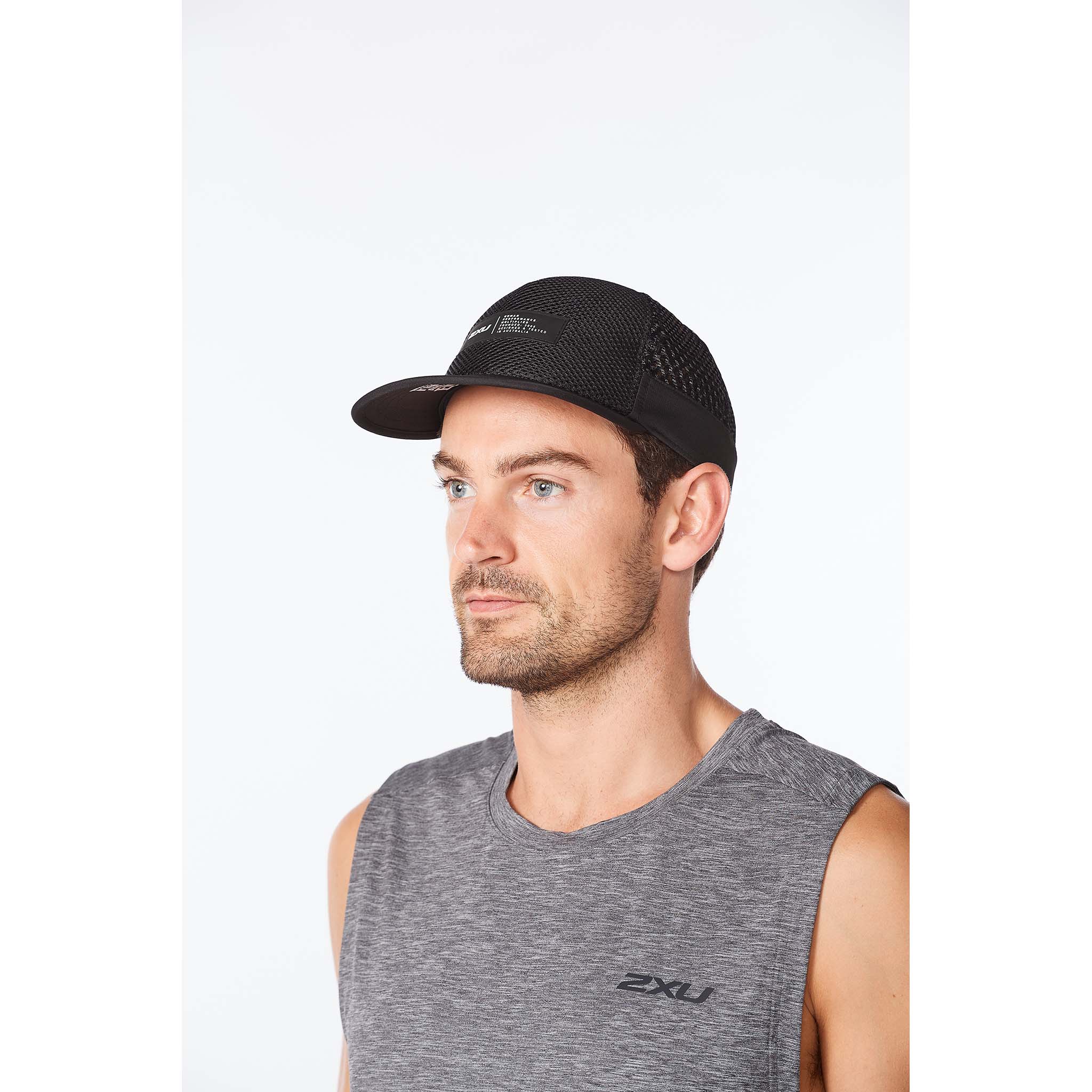 2XU Light Speed Trucker casquette de course Ã  pied unisexe