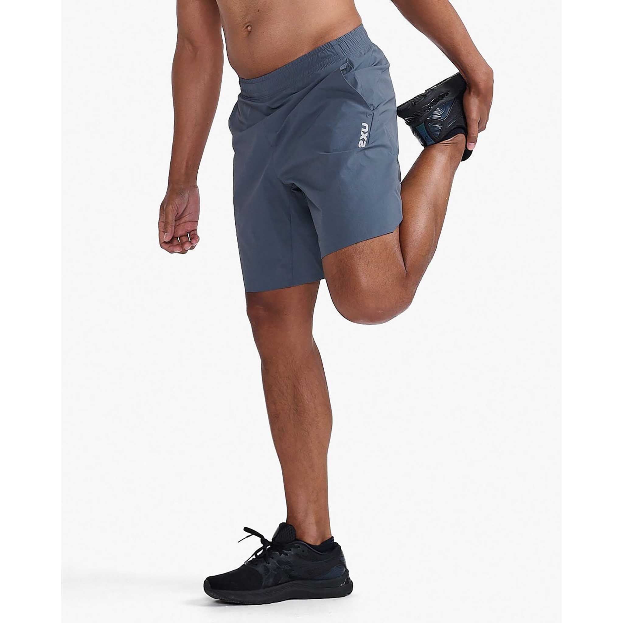 2XU Motion 8 Inch shorts de course Ã  pied et entraÃnement pour homme