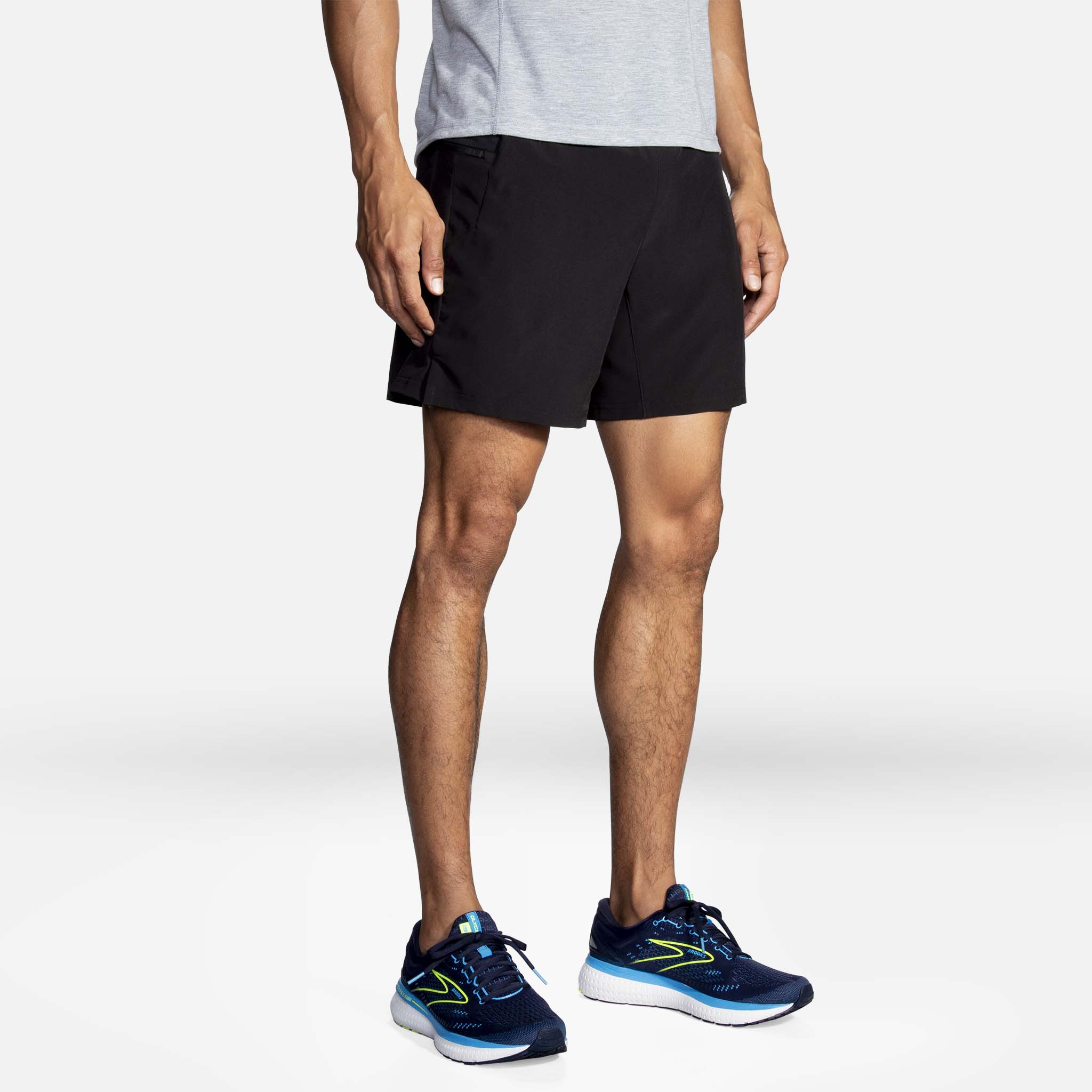 Brooks Sherpa 7-inch 2-in-1 short de course Ã  pied homme