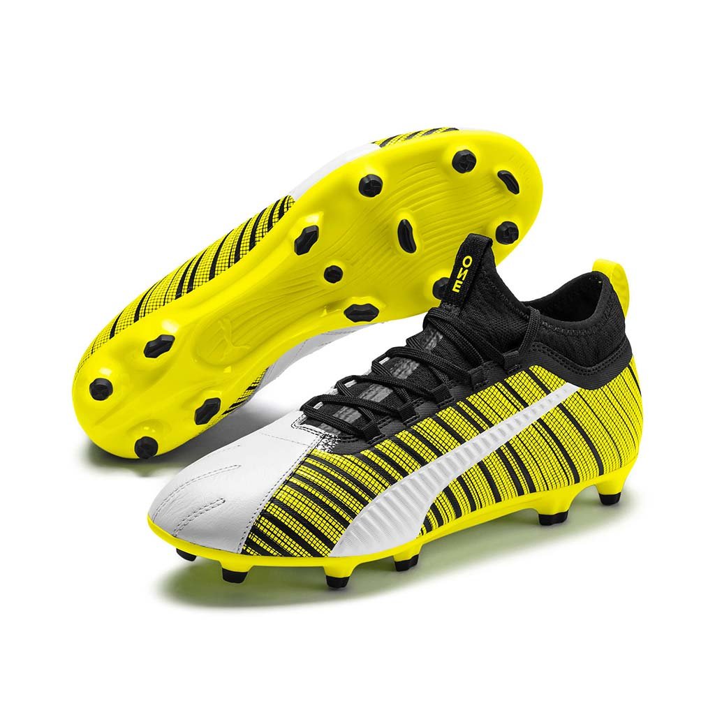 crampon puma blanc