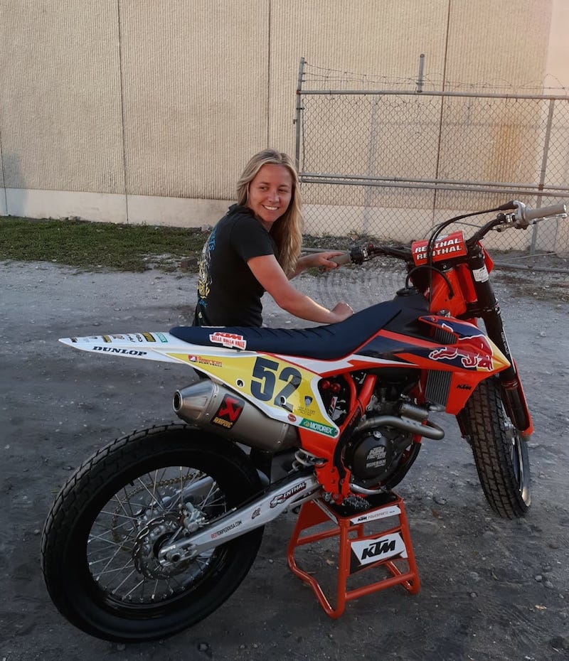 Shayna Texter with the KTM 450 flat track racer