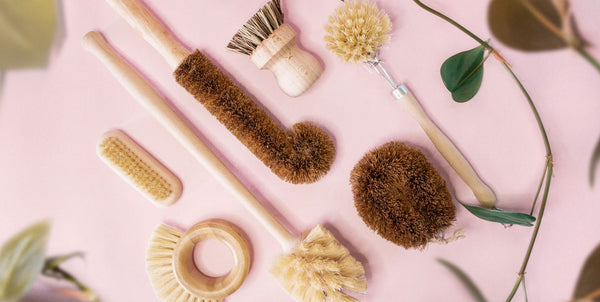 Brosses ménagères, en bois, durables, végétaliennes, sans plastique