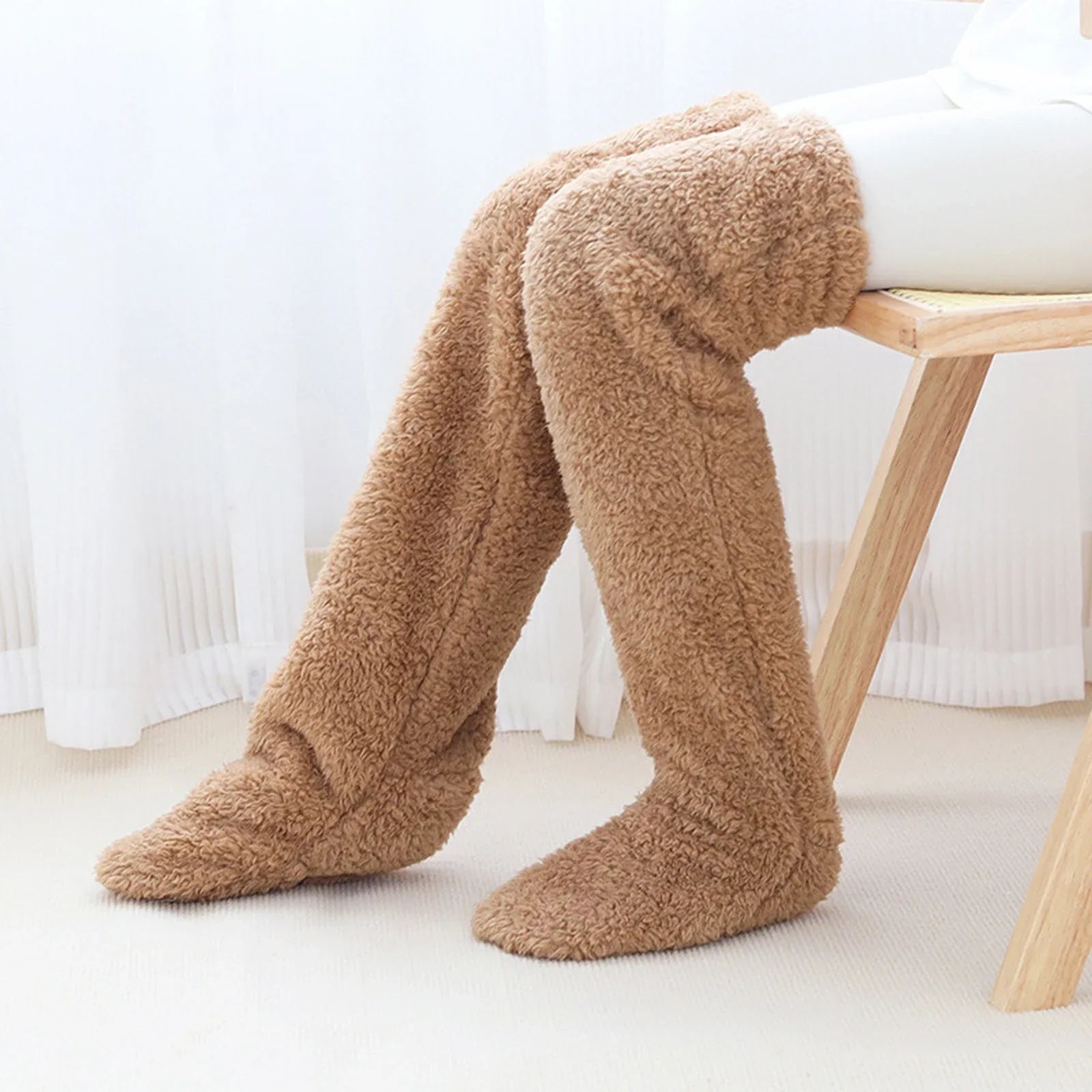 SpinHug - Pluizige Sok-Pantoffels - Neomoda Bruin