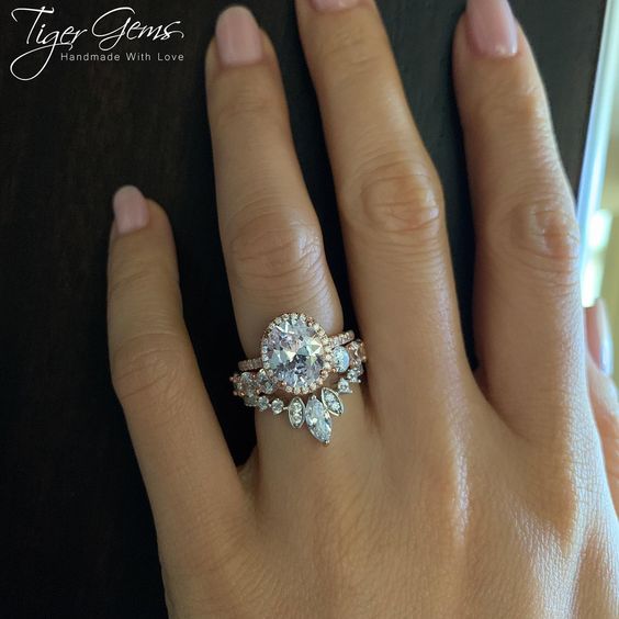 3.25 ctw Oval Halo Engagement Ring - Rose Gold – Tiger Gems