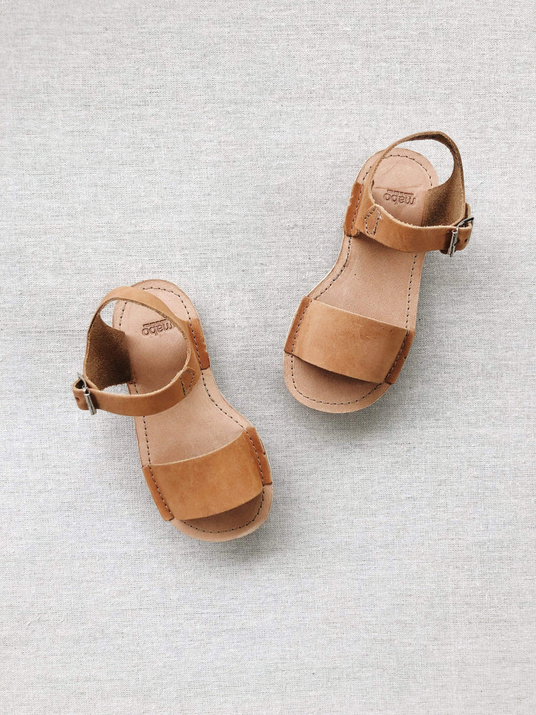 sandals with one strap across toes