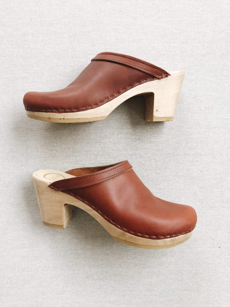 no. 6 old school clog on high heel in 