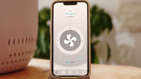 Screenshot of an app displaying Verta Air Purifier's control interface. The app shows real-time fan speed adjustments, VOC sensors, and pollution levels for enhanced air quality monitoring.