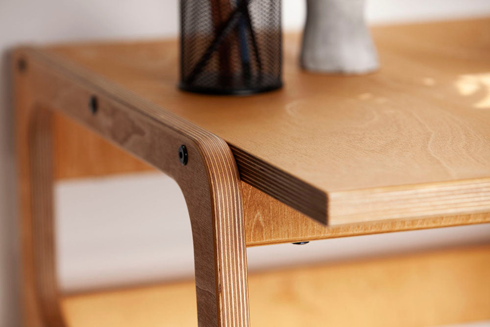 details-of-scandinavian-desk