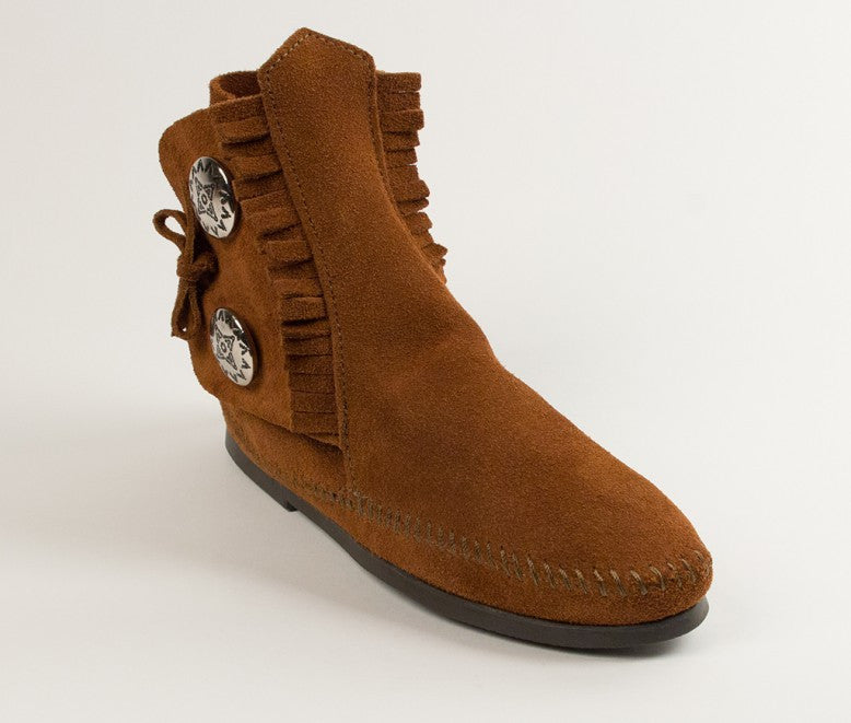 Minnetonka - TWO BUTTON HARDSOLE BOOT 