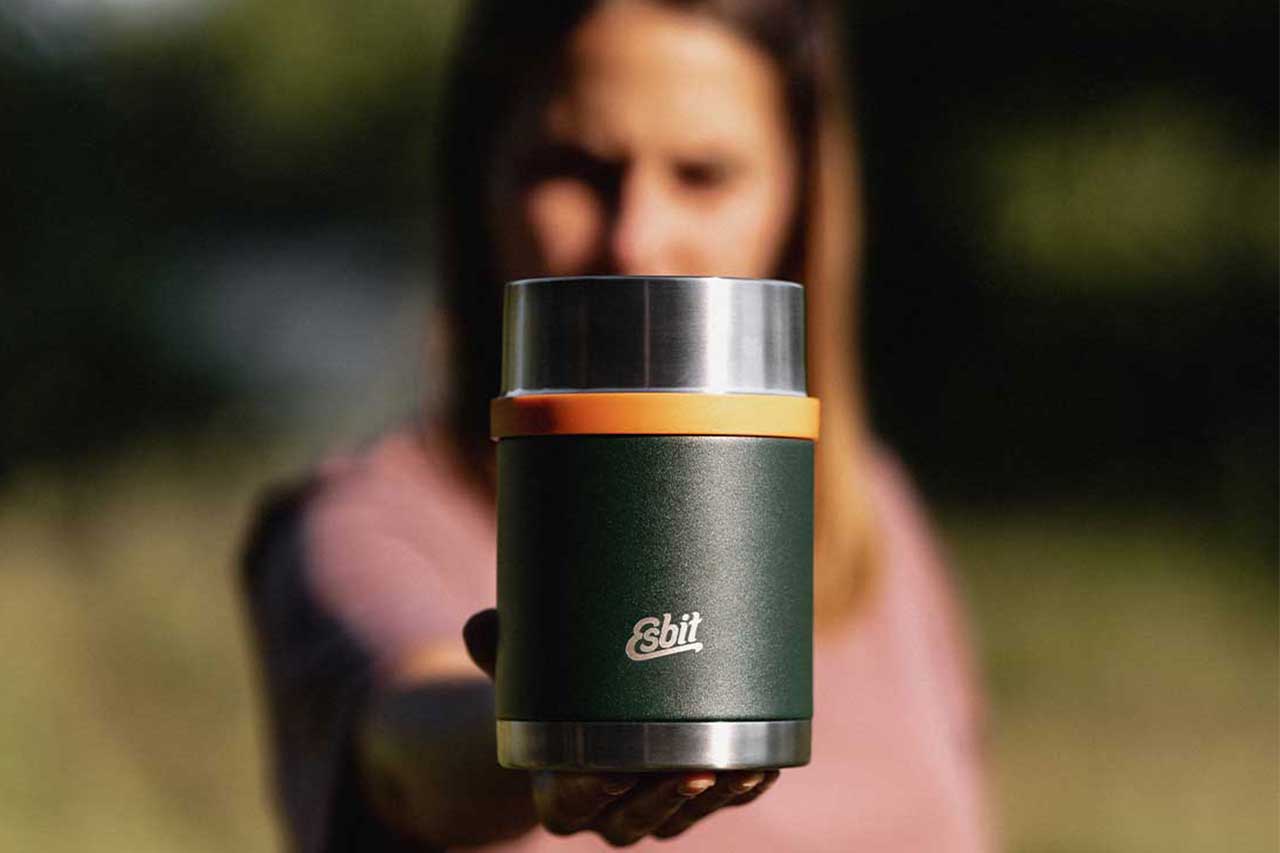 Esbit SCULPTOR thermal container in green 750 ml in nature