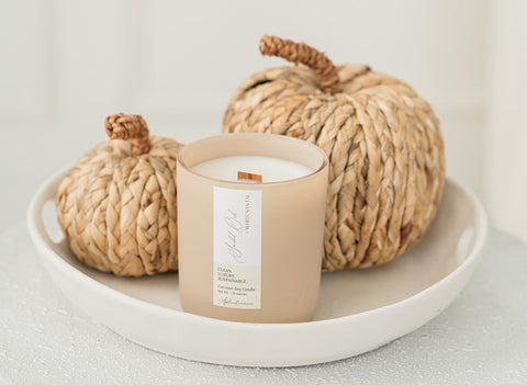 Candle - smoked oud and white santal