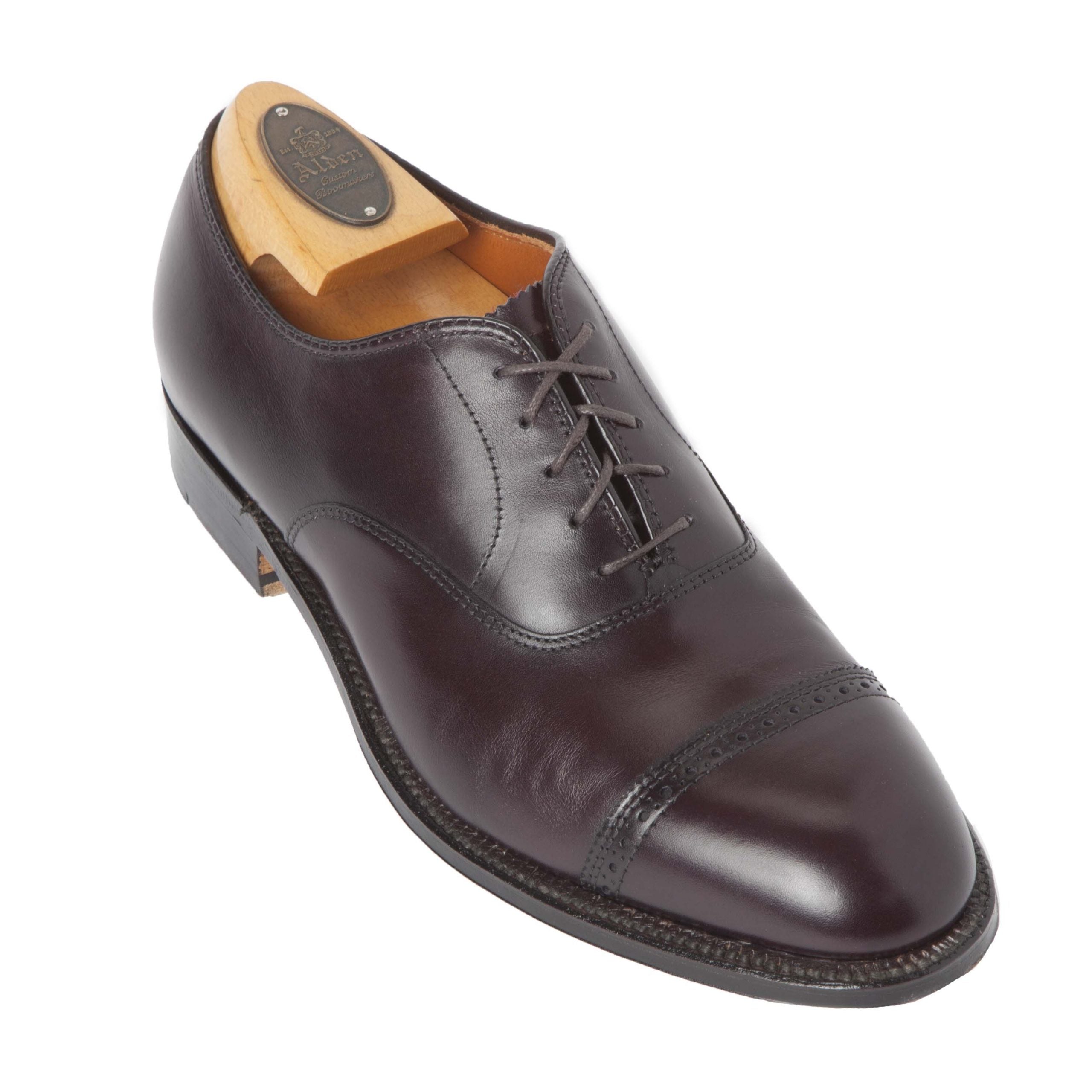 907 - Straight Tip Bal in Black Calfskin