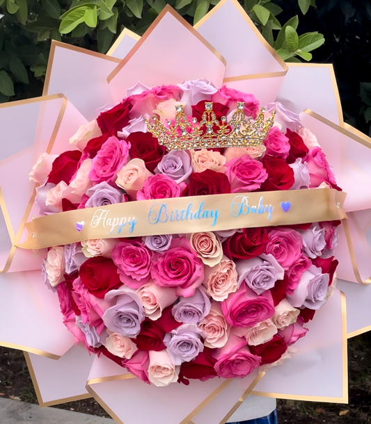 RAMOS BUCHONES❤️💐 on Instagram: 50 roses in Dior wrap 💕🫶🏼