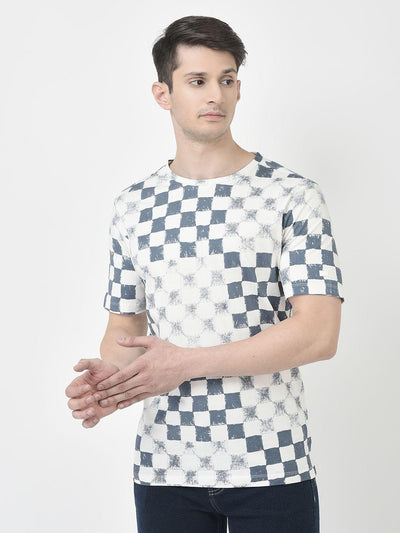 Checkered patterned t-shirt