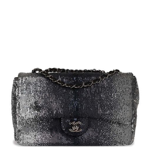 Chanel Maxi Classic Double Flap Bag Black Quilted Caviar Silver Hardwa –  Madison Avenue Couture